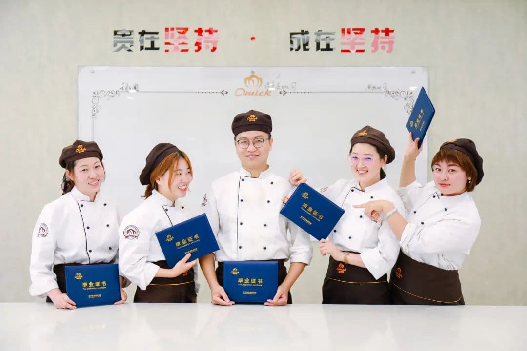 成都欧米奇：初中毕业生选择长学制专业的三大优势，毕业成为“香饽饽”！